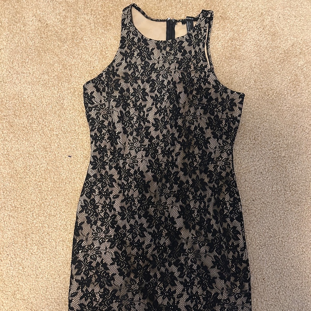 Women’s dress